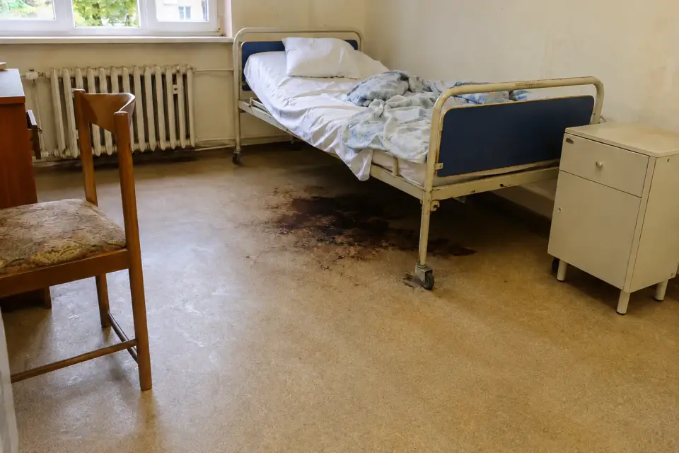 Почистване на кръв след инцидент в Годеч
